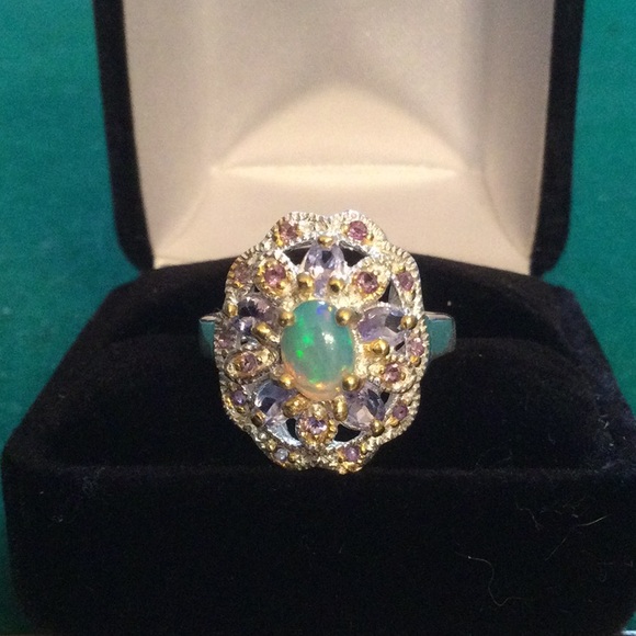 Outstanding AA+ Genuine Natural Opal with Tanzanite - Picture 3 of 14
